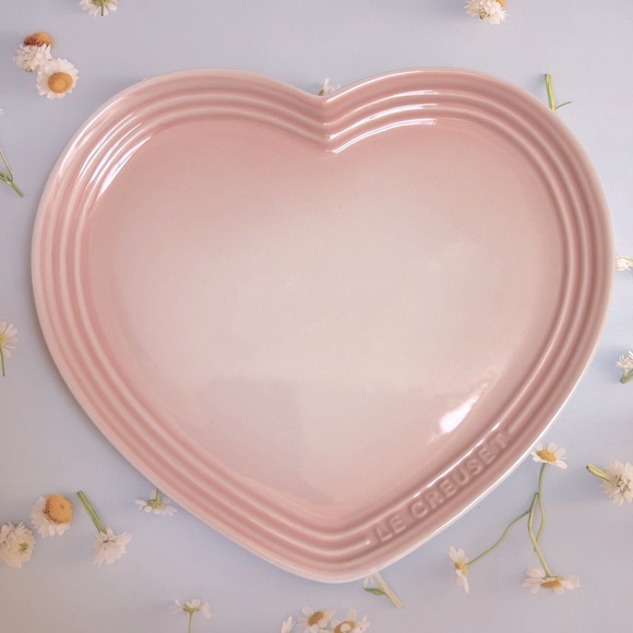 Le Creuset | Dining | Le Creuset Heart Large Plate | Poshmark